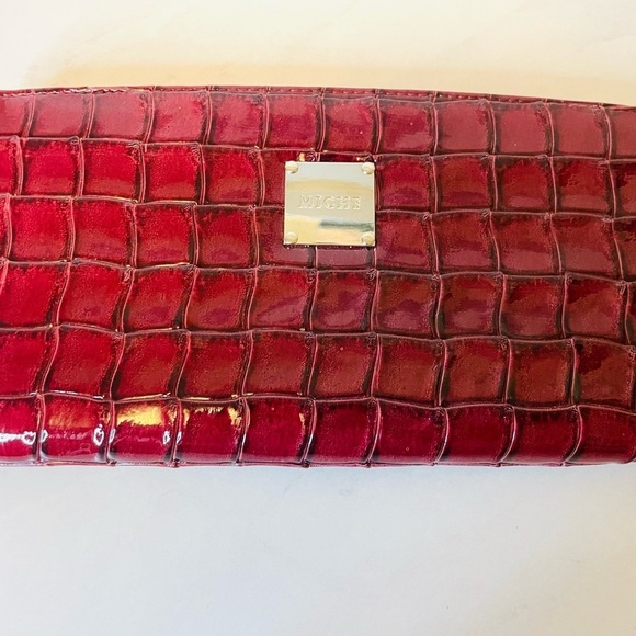 MICHE SCARLET SHELL BAG - Picture 5 of 12